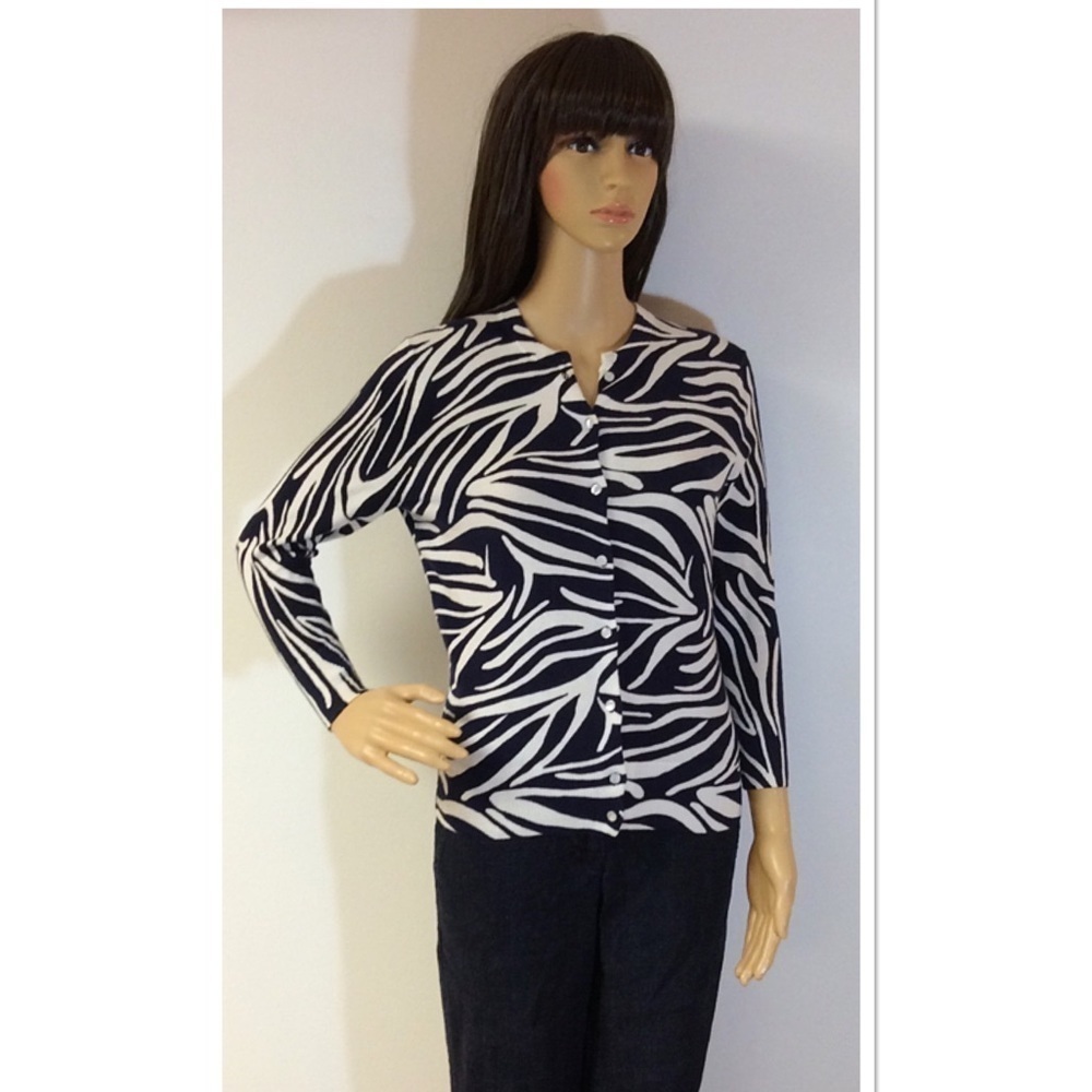 CROWN & IVY NAVY AND WHITE CARDIGAN